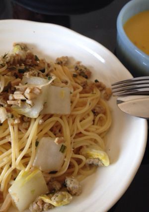餃子のタネの余りで簡単和風パスタ-レシピのメイン写真