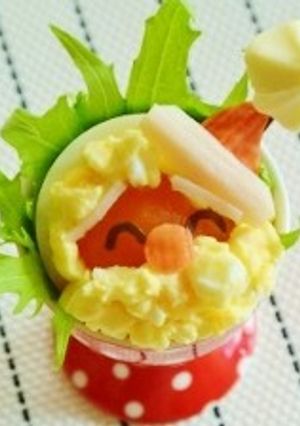 クリスマスサンタゆで卵☆キャラおかず-レシピのメイン写真
