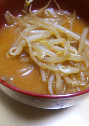 もやしの辛いスープε-(´∀｀; )-レシピのメイン写真