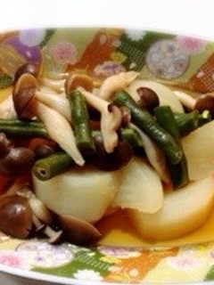 里芋とぶなしめじの煮物-レシピのメイン写真