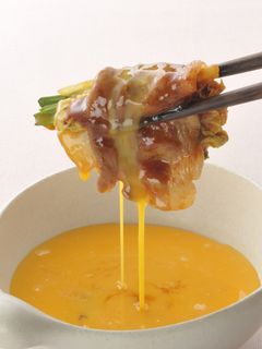 お鍋に♪コクうま☆つけたまごのススメ-レシピのメイン写真