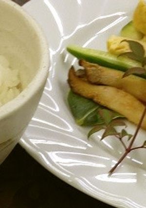 お祝いにも！牛肉手巻きずし〈やよい会〉-レシピのメイン写真