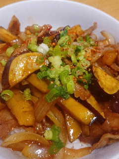 豚肉とさつまいもの甘辛丼-レシピのメイン写真