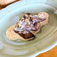 รูปของ 牛肉ソテー　ポルチーニ・ソース