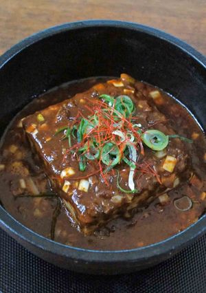 丸ごと豆腐の鍋焼き麻婆豆腐-レシピのメイン写真