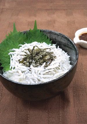 しらす丼（ごま醤油だれで）＆だし茶漬け-レシピのメイン写真