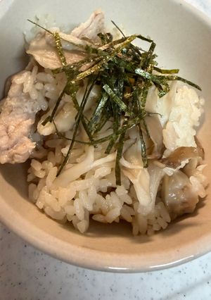 鶏肉と舞茸の炊き込みご飯-レシピのメイン写真