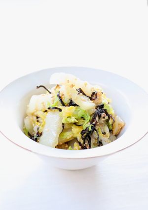 レンチンで手軽に【白菜の塩昆布ナムル】-レシピのメイン写真