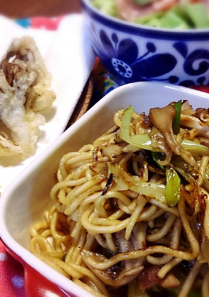 うまぁ！長ネギと舞茸のオイスター焼きそば-レシピのメイン写真
