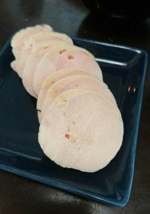 行楽や運動会に*超簡単!!しっとり鶏ハム-レシピのメイン写真