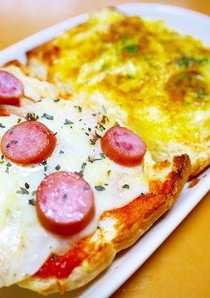 ランチに♪ハーフ＆ハーフ★ピザトースト！-レシピのメイン写真