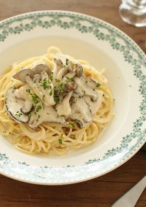【トリュフソース】きのこのクリームパスタ-レシピのメイン写真