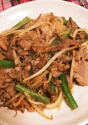梅しそでさっぱり！豚肉といんげんの炒め物-レシピのメイン写真