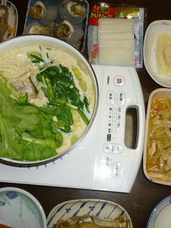 たまには豆乳鍋 隠し味は牡蠣しょうゆ-レシピのメイン写真