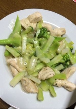 ブロッコリーと鶏肉の塩だれ焼き(∩´∀｀-レシピのメイン写真
