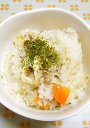 さば缶で生姜風味の炊きこみご飯-レシピのメイン写真