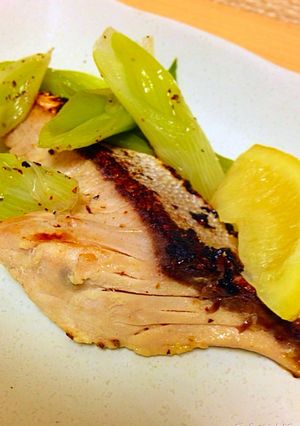 ぶりと〜ろとろねぎの塩レモン焼き♩-レシピのメイン写真