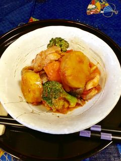 たっぷり野菜とチキンのトマト味噌煮込み♪-レシピのメイン写真