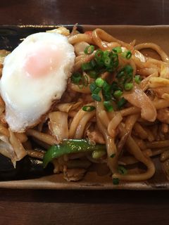 冷凍卵で目玉焼き(焼うどんのせ)-レシピのメイン写真
