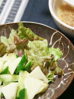 鯖缶オイル使用☆リンゴと胡瓜のサラダ-レシピのメイン写真