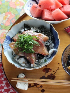 ごま油で。はまちが甘い。おいしい丼。-レシピのメイン写真