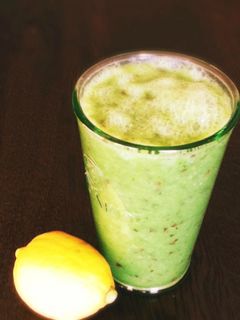 小松菜ぶどうレモンバナナのスムージー-レシピのメイン写真