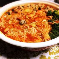 子供も大好きなトマト鍋レシピ！シメまで美味しく、完熟濃厚な味わいを