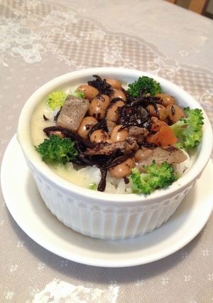 五目ひじき豆とごはんのココットカマン-レシピのメイン写真