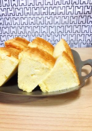 王道!ふわふわバニラシフォンケーキ-レシピのメイン写真