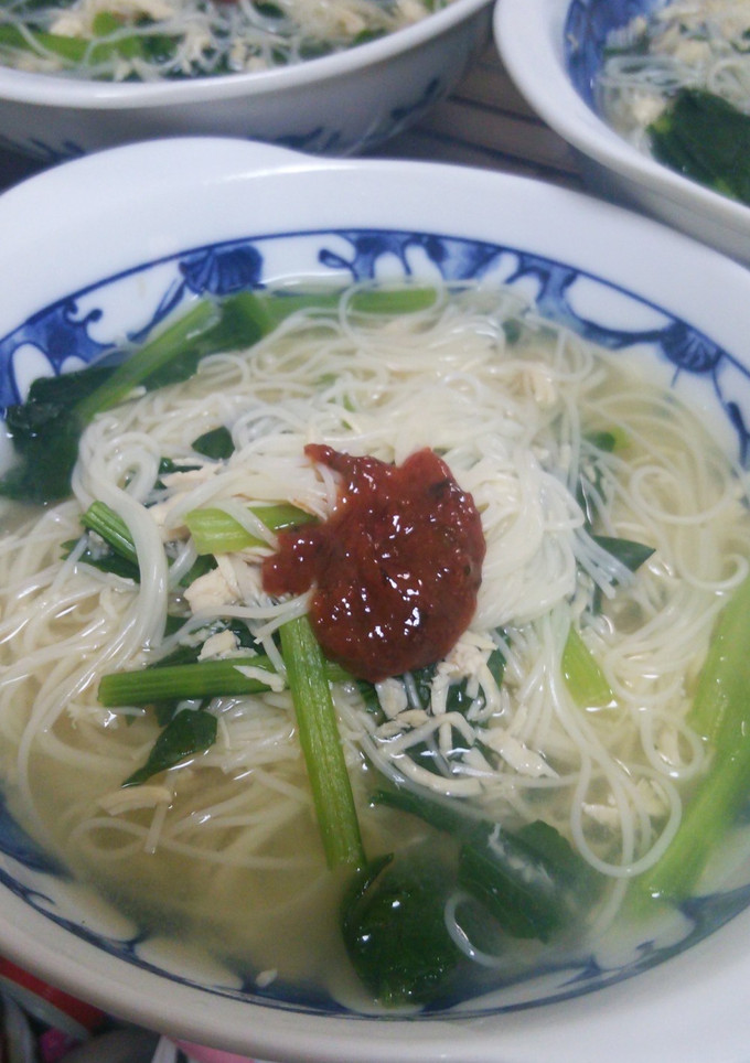 鶏ささみ缶と小松菜の梅にゅうめん-レシピのメイン写真
