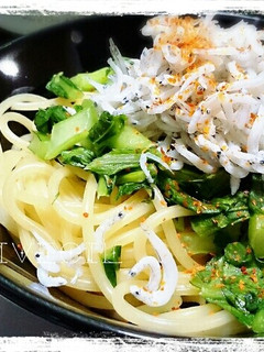 残りがち!蕪の葉としらすの和風パスタ-レシピのメイン写真