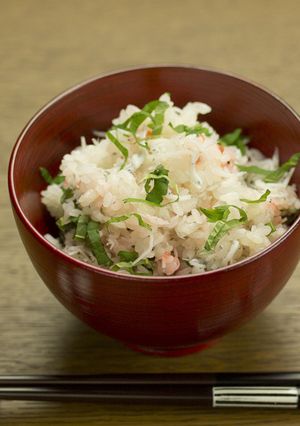土鍋炊飯☆しらすのうめ風味ご飯-レシピのメイン写真