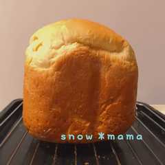 รูปของ ＨＢでリッチな食パン(卵牛乳使用)