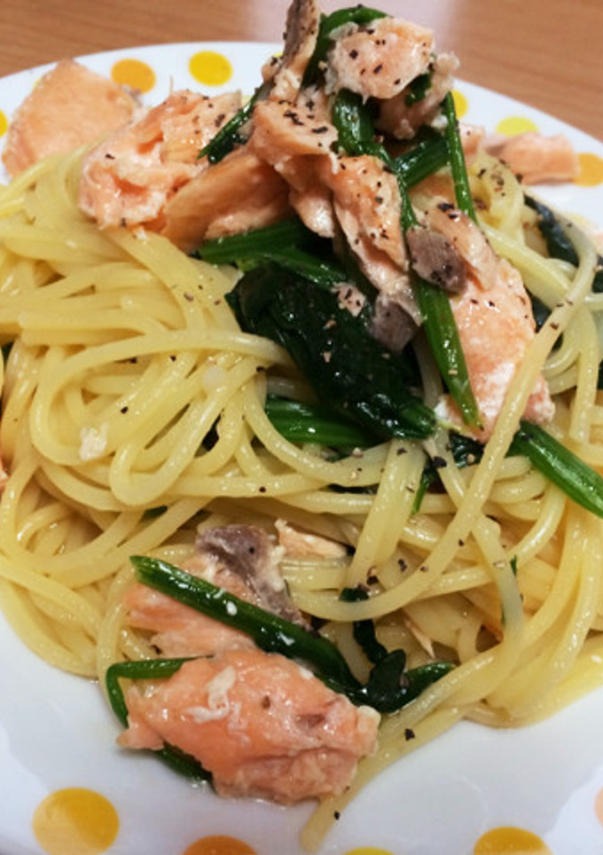 サーモンとほうれん草の和風パスタ-レシピのメイン写真