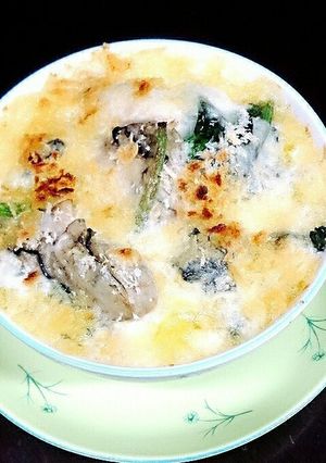 牡蠣とほうれん草のグラタン-レシピのメイン写真