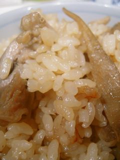 *鶏肉とごぼうの炊き込みご飯*-レシピのメイン写真