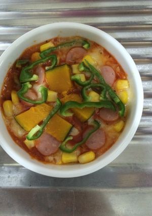 チーズたっぷりピザ風ココットカマン♩-レシピのメイン写真