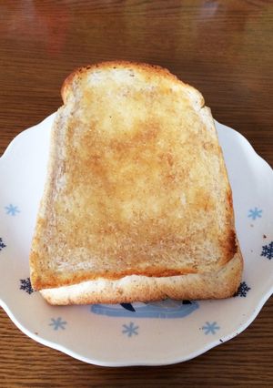 簡単おいしい＊バターメープルシロップパン-レシピのメイン写真