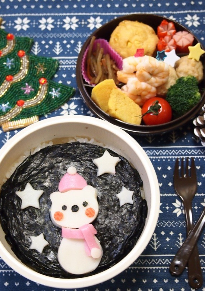 簡単！デコ弁　蒲鉾でくまさん雪だるま弁当-レシピのメイン写真
