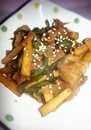 ご飯が進むエリンギピーマン豚肉の甘辛炒め-レシピのメイン写真