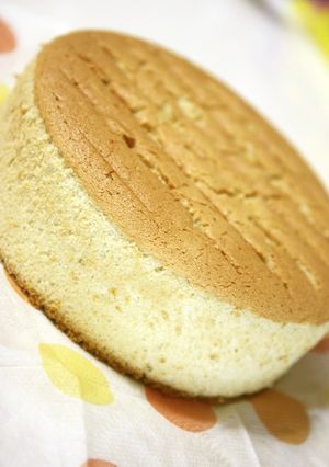 ふわふわ〜♡スポンジ（18cm型）-レシピのメイン写真