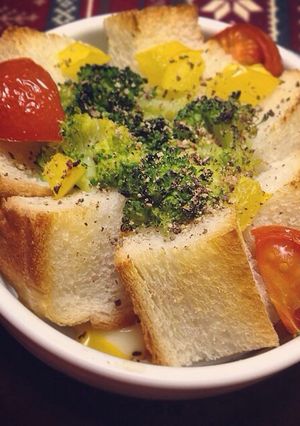 クリスマスに！ 食パンでココットカマン-レシピのメイン写真