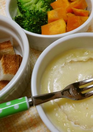 簡単チーズフォンデュ＆蜂蜜チーズトースト-レシピのメイン写真
