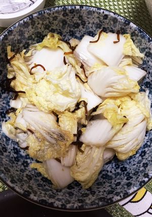簡単☆柚子胡椒×塩昆布が美味、白菜浅漬け-レシピのメイン写真
