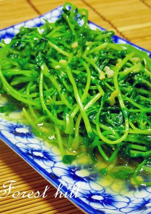 シンプルに美味しい☆豆苗の炒め物-レシピのメイン写真