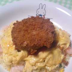 รูปของ 味の素冷凍ピラフ☆のせたまコロ