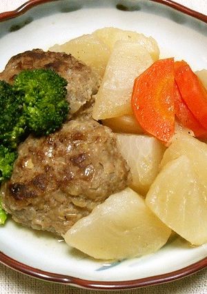 大根とミニバンバーグの煮物-レシピのメイン写真