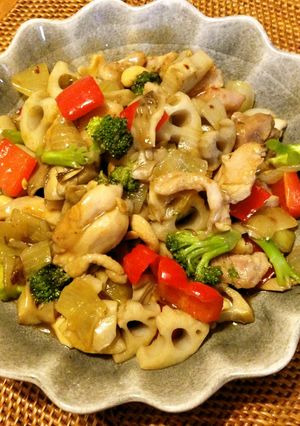 たっぷり根菜と鶏肉の簡単彩り炒め-レシピのメイン写真