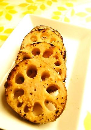 ☺簡単おかず♪蓮根のガーリックステーキ☺-レシピのメイン写真