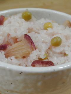 【お手軽】乾燥赤カブの炊き込みご飯-レシピのメイン写真
